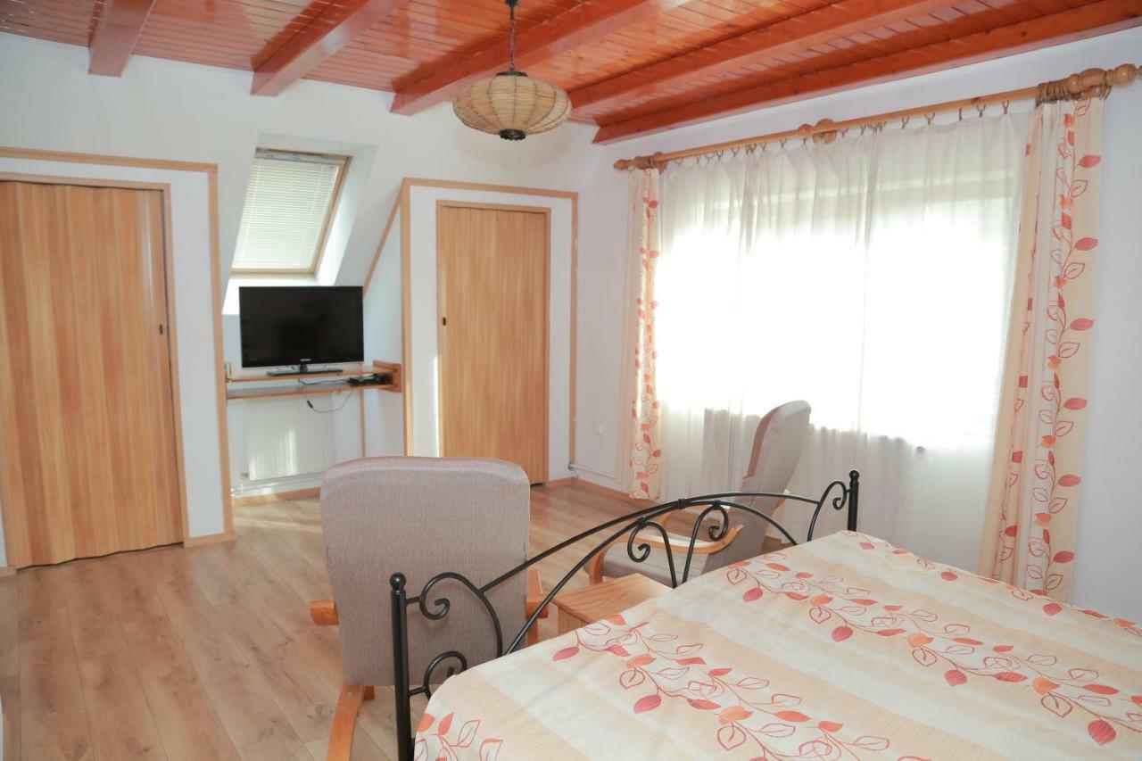 Ferienwohnung Raza Soarelui Sovata Exterior foto