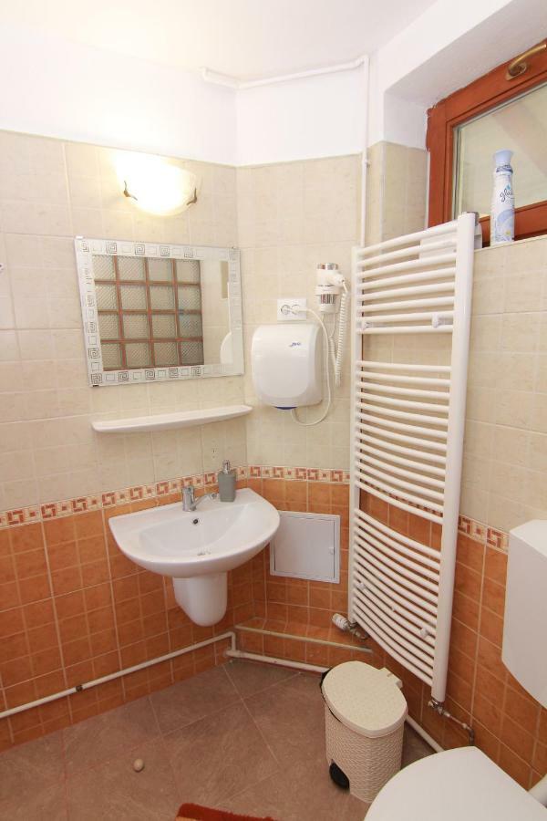 Ferienwohnung Raza Soarelui Sovata Exterior foto