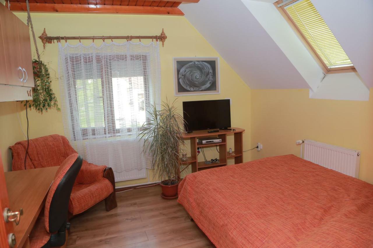 Ferienwohnung Raza Soarelui Sovata Exterior foto